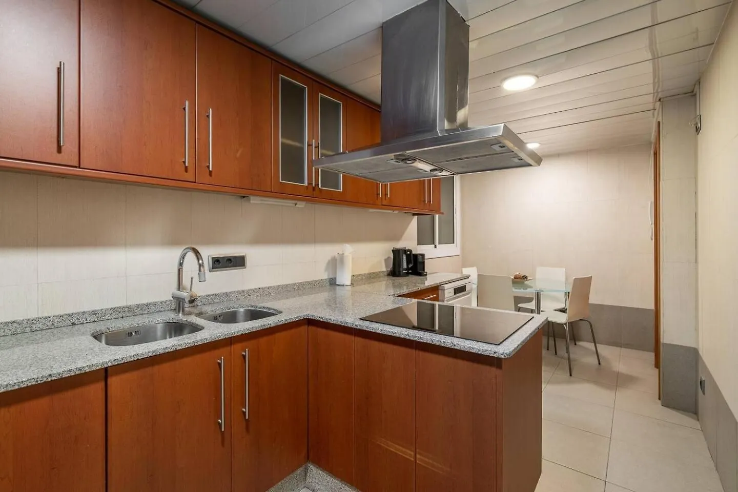 Apartment Appartement Met 1 Balkons Ax Amsterdam